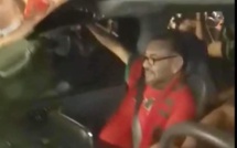 الملك محمد السادس ينزل إلى شوارع الرباط لمشاركة الشعب فرحته