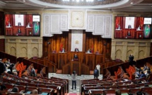 مطالب برلمانية بدعم الفلاحين لتخفيض أثمنة زيت الزيتون
