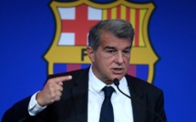 صفقة انتقال لاعب جديد إلى برشلونة عالقة في نظام الفيفا