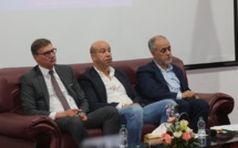 النقابة الوطنية للصحافة المغربية تجمع ألوان الطيف حول مستقبل المهنة
