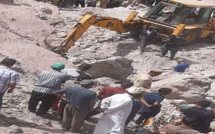 فاجعة بأنركي بعد سقوط أتربة ووفاة رب أسرة وابنه ونقل التوأم الى مركز صحي