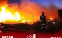 حريق مدمر في سوق أثاث يخلّف خسائر مالية كبيرة دون إصابات في الأرواح