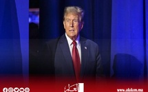 ترامب يجدد دعوته لضم كندا ويعلق الرسوم الجمركية مؤقتًا