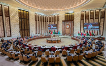 القمة العربية الطارئة بالقاهرة تؤكد على دور لجنة القدس برئاسة جلالة الملك