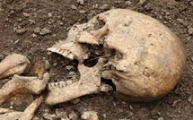 بعد 128 عاما من النهب الاستعماري.. فرنسا تعيد جمجمة الملك تويرا إلى مدغشقر