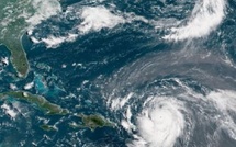 إعصار إيرين يضرب الكاريبي ويضعف في الأطلسي.. والمغرب في مأمن