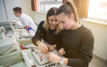 السكوري يؤكد أن قطاع التكوين المهني يواجه صعوبات خاصة