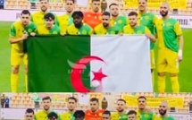 نظام العسكر يفرض على شبيبة القبائل التقاط صورة مع العلم الجزائري