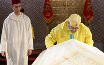 أمير المؤمنين يحيي ذكرى وفاة جده المغفور له الملك محمد الخامس