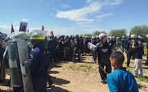 توتر ميداني بقلعة السراغنة.. مواجهات عنيفة بين السلطات وساكنة “أولاد الرامي” بسبب مقلع أحجار